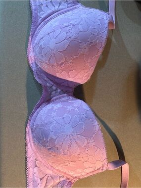 BNWOT PINK Victoria's Secret Lavender Lace Balconette Bra